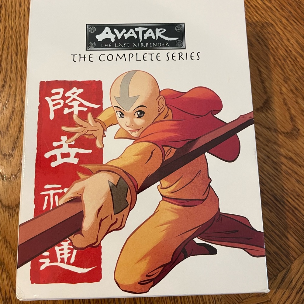 Avatar: The Last Airbender - The Complete Series (White/Red/Orange) DVD